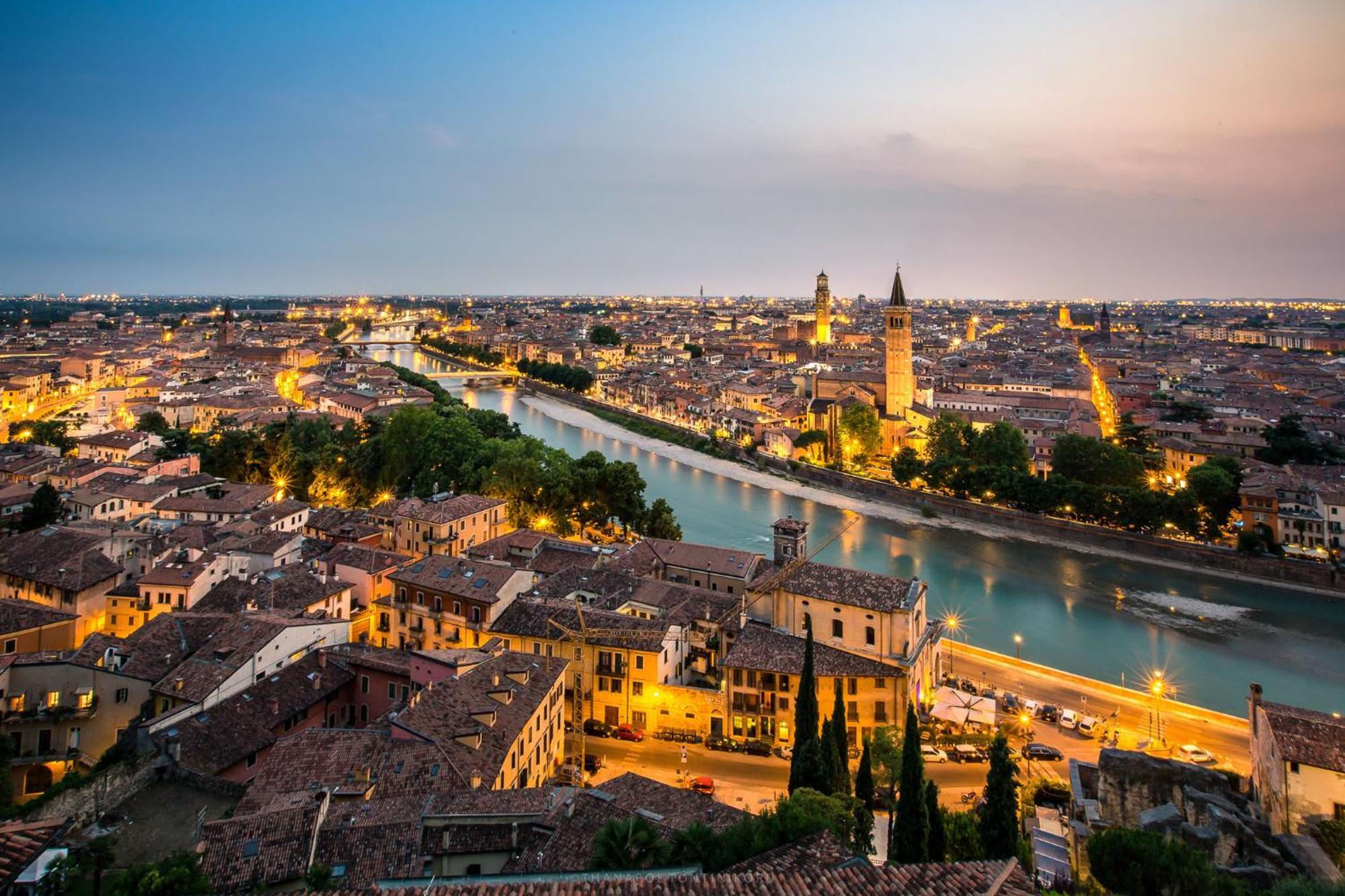 Primavera Al Teatro Romano Verona Luaran gambar