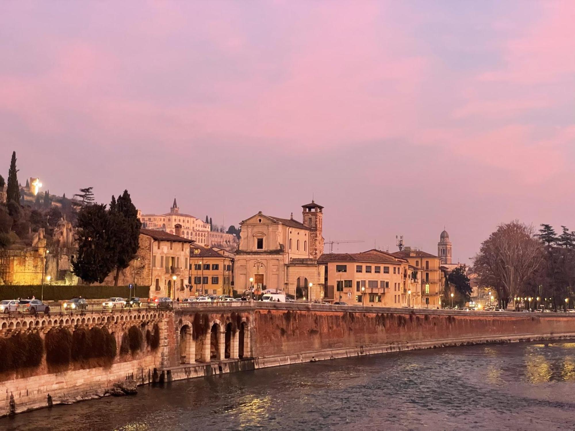 Primavera Al Teatro Romano Verona Luaran gambar